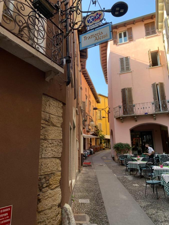 Alessi Appartamenti Desenzano del Garda Eksteriør billede